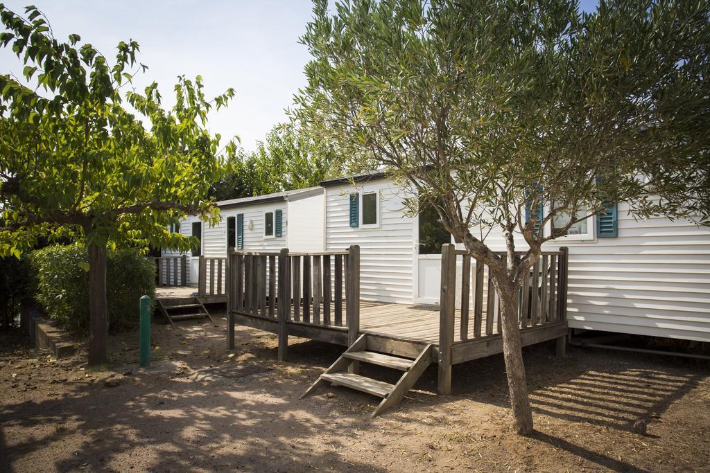 Village Vacances Le Kangourou By Popinns Fréjus Buitenkant foto